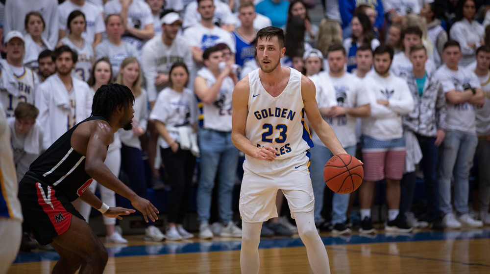 JBU Mens Basketball player